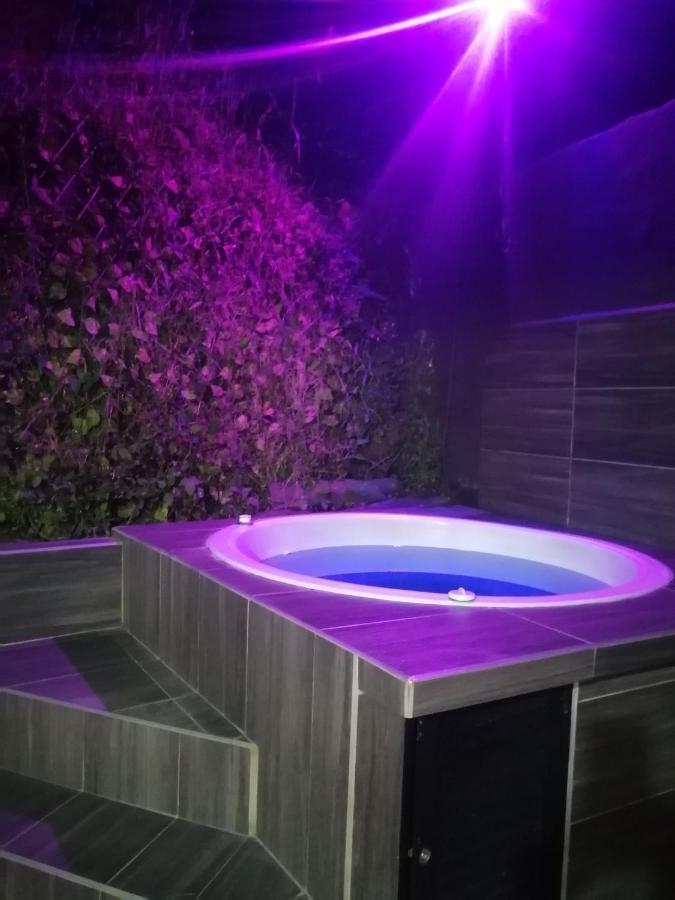 Hostal Spa Casa De Piedra Con Jacuzzi Santa Rosa de Cabal Exteriör bild